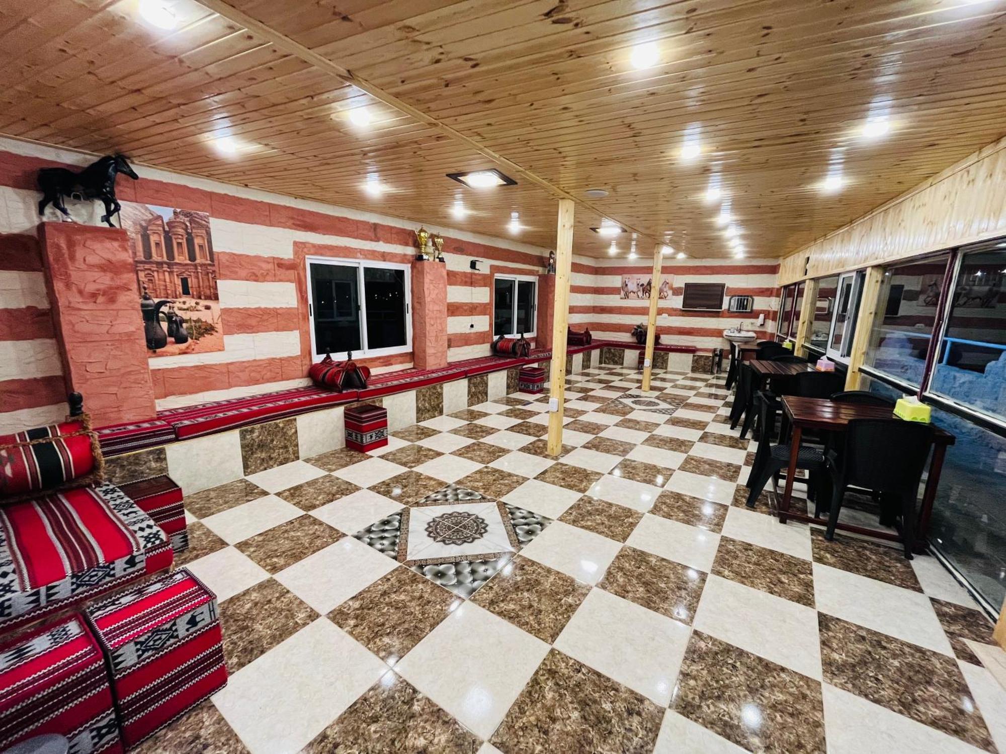 Petra Royal Ranch Bed & Breakfast Wadi Musa Exterior photo